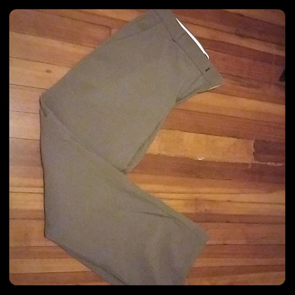 Beautiful Logan Banana Republic Tan Dress Pants